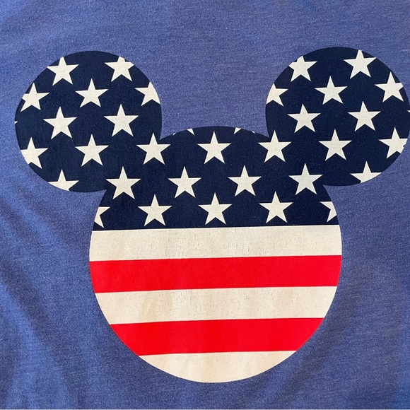 Walt Disney Mickey Mouse American Flag Patriotic T-Shirt - Picture 2 of 4